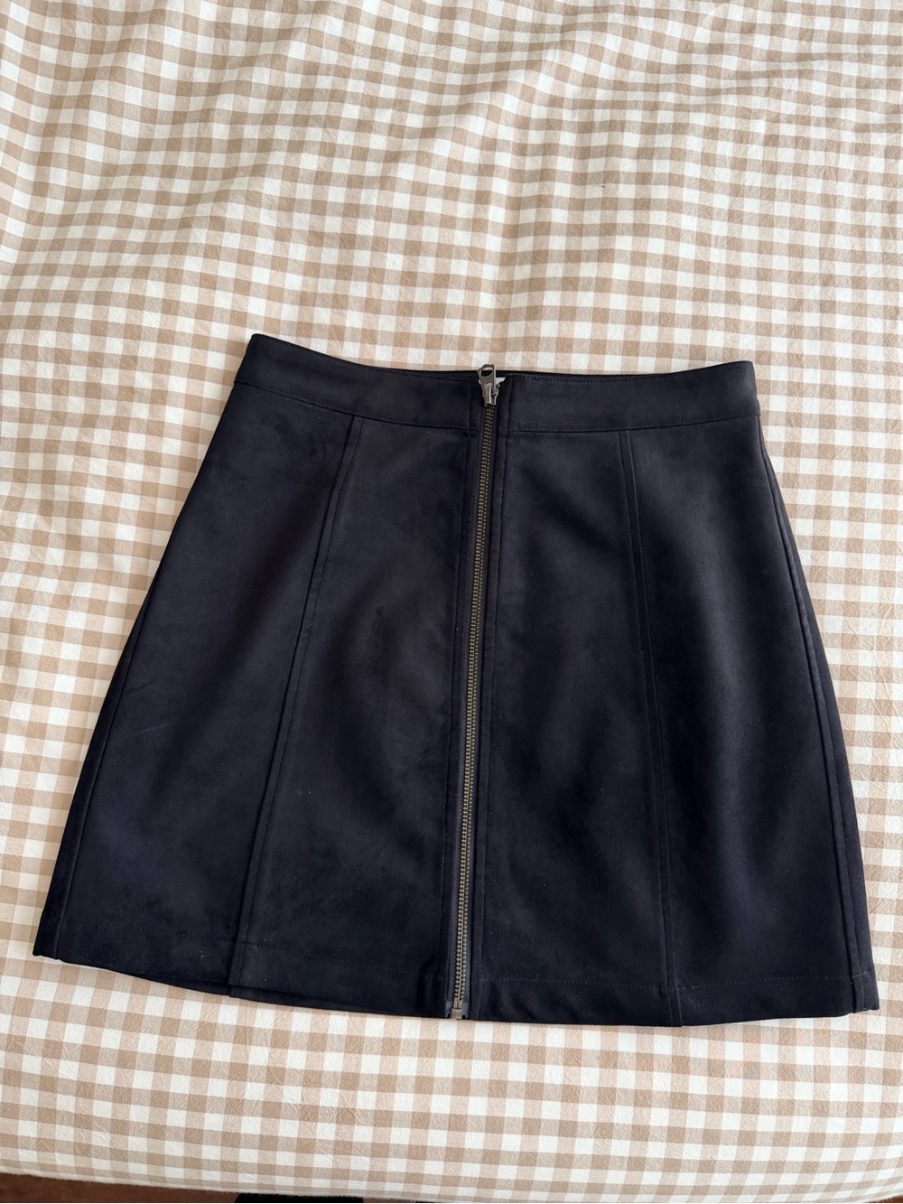 Wilfred Suede Front-Zip Mini Skirt